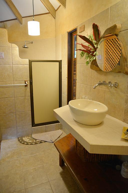 Korrigan Lodge Cahuita Δωμάτιο φωτογραφία